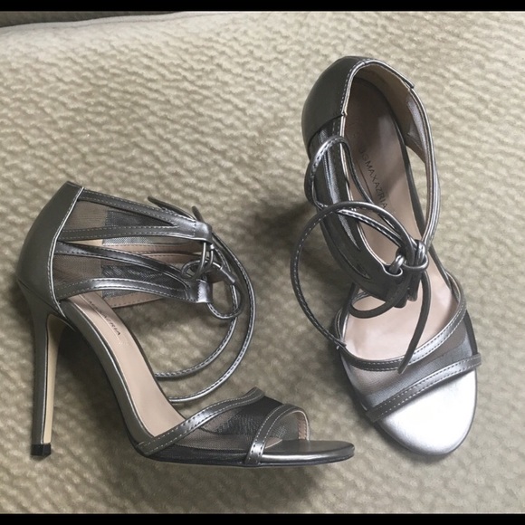 Bcbgmaxazria Metallic heels size 8 - Picture 2 of 8